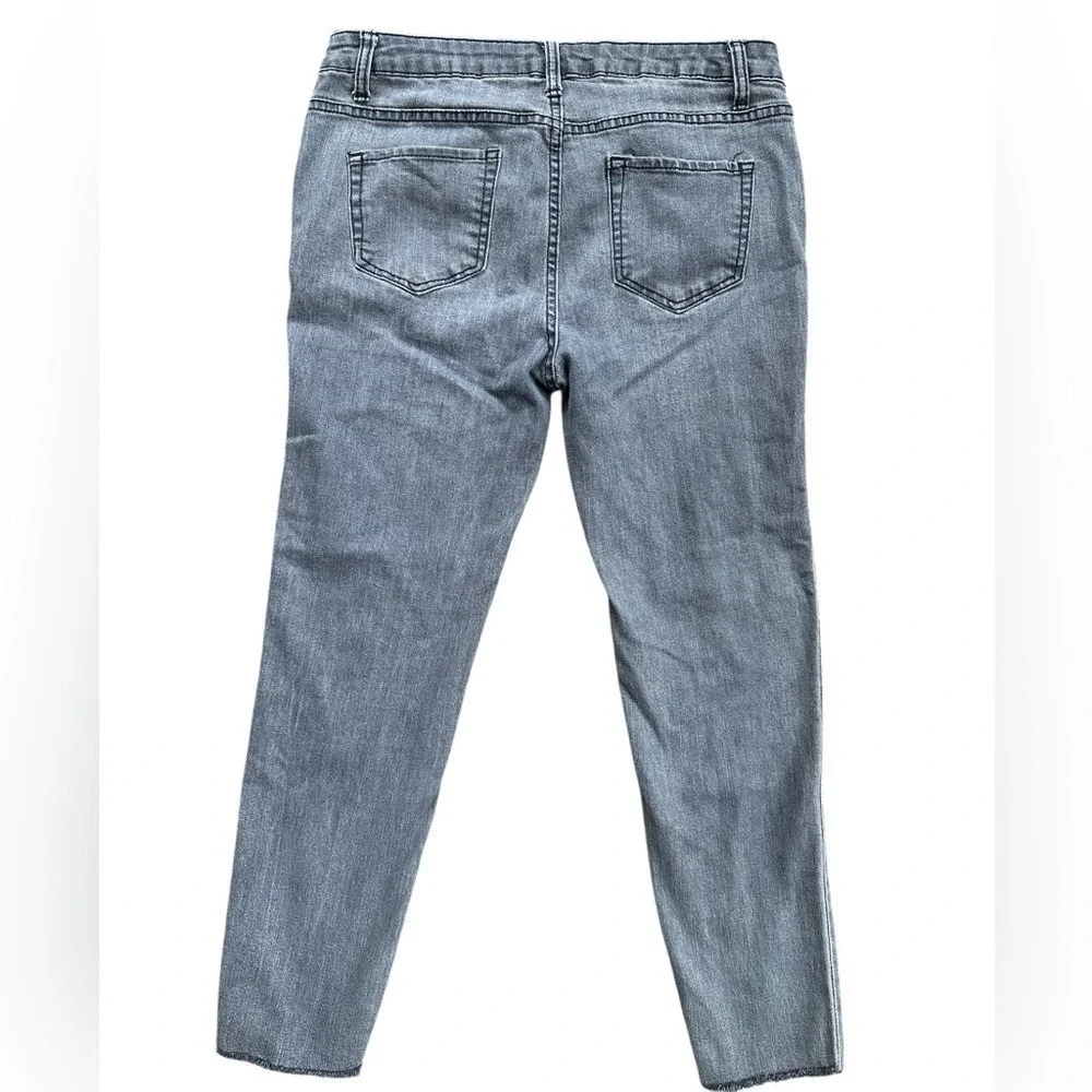Easel Pearl Embellished Distressed Skinny Jeans Women‎ L Gray Excellent EB4540